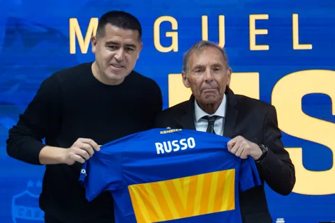 Riquelme lo tiene claro: la postura de Boca ante la posible vuelta de Miguel Russo al trabajo