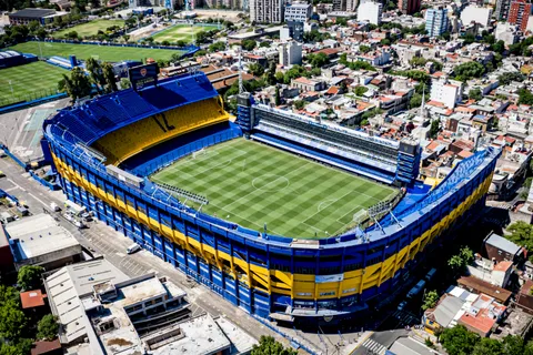 Año de elecciones: el pasacalles que apareció en La Boca antes del partido frente a Estudiantes