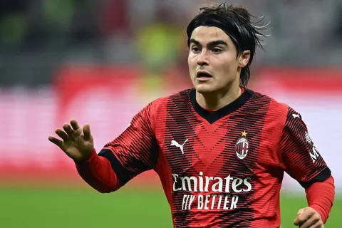 A meses del pase frustrado a Boca, Milan tomó una inesperada decisión con Luka Romero