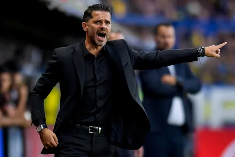 "A Gago no le gustó eso": revelaron qué situación de Kevin Zenón ante Huracán irritó al DT