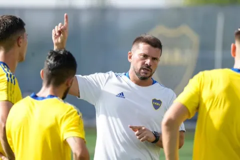 Con Herrón en Primera, ¿quién queda como DT de la Reserva?