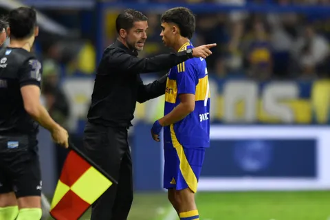 Tras la última práctica de Boca, los cambios que haría Gago en la formación contra Sarmiento