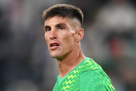Sergio Rochet, el elegido de Riquelme: cómo es la situación del arquero que quiere Boca