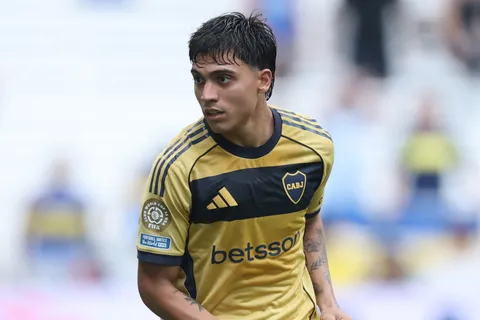 Gago quiere a Exequiel Zeballos: puede ofrecerle a Boca hasta 5 millones de dólares
