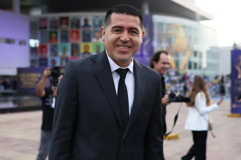 Riquelme quiere a Carlos Palacios en Boca y ahora el jugador lanzó: "Fue mi último partido acá"