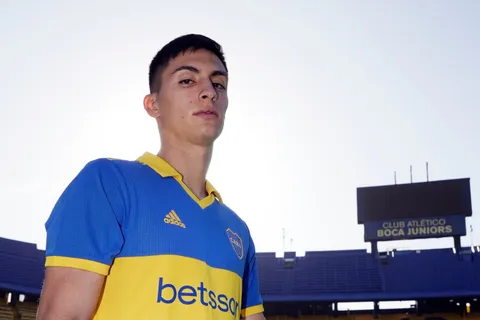 Revelaron por qué Bullaude aún no debutó en Boca: "No terminó de..." 