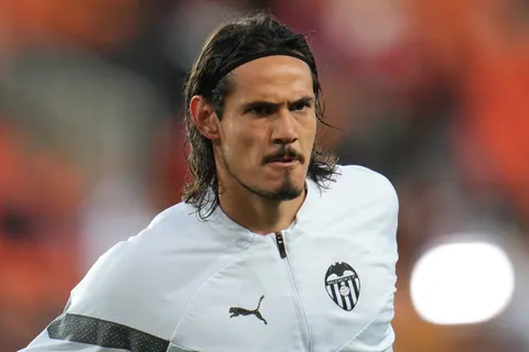 ¿Hasta cuándo tiene tiempo Boca de inscribir a Cavani en la lista de la Libertadores?