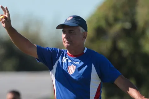 Con respeto hacia Boca, el DT de Unión palpitó el partido del domingo: “Si te dormís…”