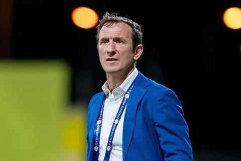 Por qué es prioridad para Rodolfo Arruabarrena la búsqueda de un defensor central en Boca
