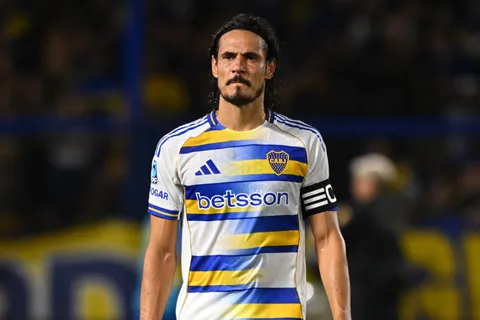 Cavani rescindió su contrato y deja de ser jugador de Boca: cómo queda el cupo de extranjeros