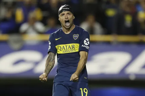 Uno de los hermanos de Mauro Zárate reveló cómo se lleva la familia con él tras su pase de Vélez a Boca
