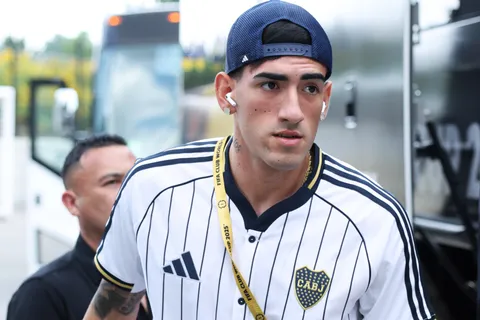 Benfica hizo un último movimiento que complica el futuro de Lautaro Di Lollo