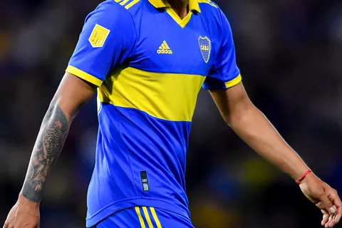 Simón Rivero volvió a Boca pero Gago no lo utilizará y tiene dos opciones para su futuro: Unión o Brasil