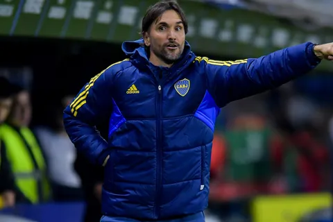 Los tres referentes que espera tener Diego Martínez en Boca para recibir a Independiente del Valle