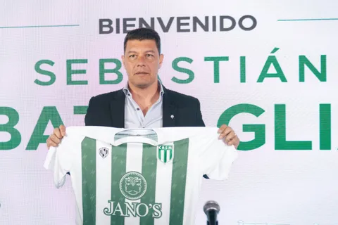Sebastián Sosa y Cristian Erbes, los exBoca que Sebastián Battaglia quiere en San Miguel