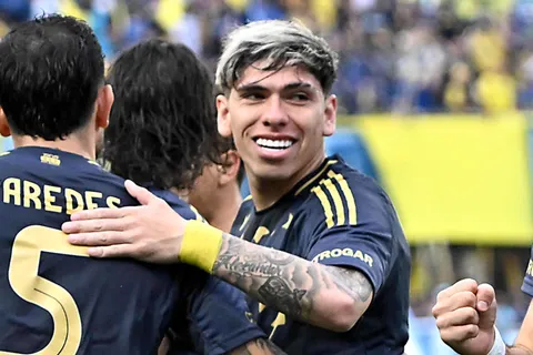 No se vio: el reclamo del cuerpo técnico de Boca a Carlos Palacios justo antes de sacarlo