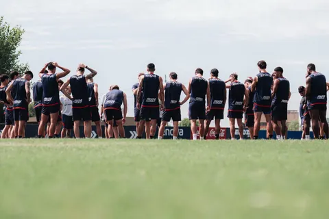 Atento, Boca: una baja de último momento en San Lorenzo para el clásico