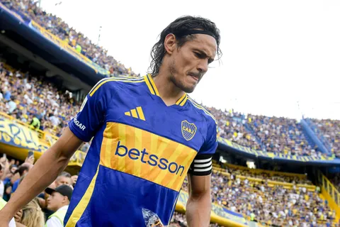 La decisión final de Claudio Úbeda con Edinson Cavani para el Boca-River