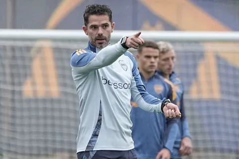 ¿Se mete? Fernando Gago podría poner a Nicolás Figal de titular en Boca-Gimnasia