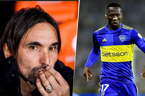 Diego Martínez y Luis Advíncula en Boca
