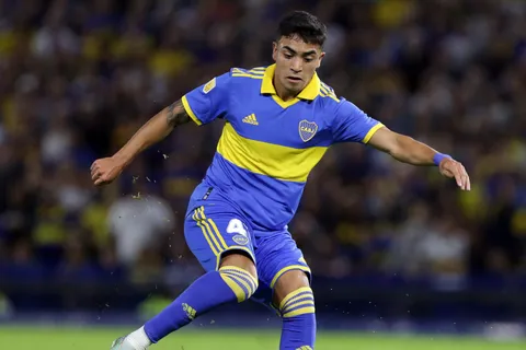 ¿Langoni llega para jugar en la final? La situación del delantero de Boca