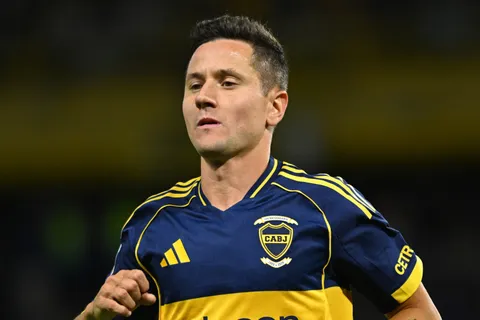 Ander Herrera habló de su salida: cómo quedó todo con Riquelme y Paredes y una firme respuesta sobre Cavani