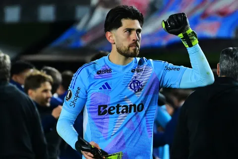 Agustín Rossi sorprende: alcanzó un récord de Gatti y Abbondanzieri