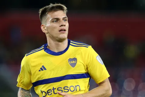 Por qué no juega Kevin Zenón vs. Talleres en la Liga Profesional 2024