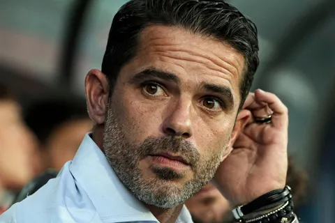 Sorpresa en Boca: Cristian Medina habló con Gago y pidió no jugar contra Gimnasia de La Plata