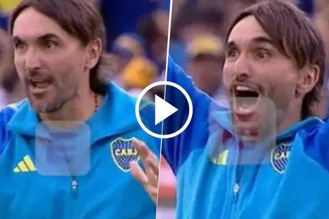 El festejo de Diego Martínez al gol de Cavani