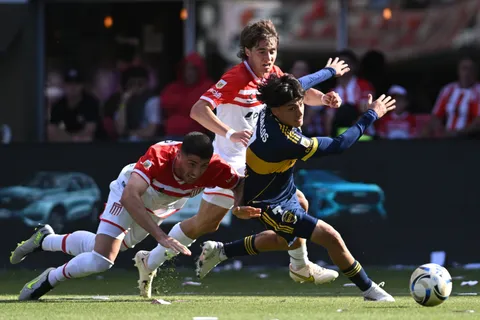 Sorpresa: ¿Boca tiene que hacerle "pasillo" a Estudiantes?
