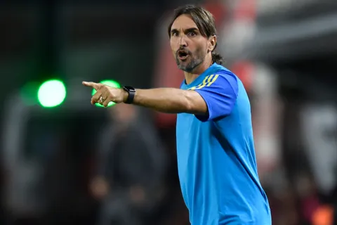 Diego Martínez paró el 11 para la visita de Boca a Estudiantes de este viernes