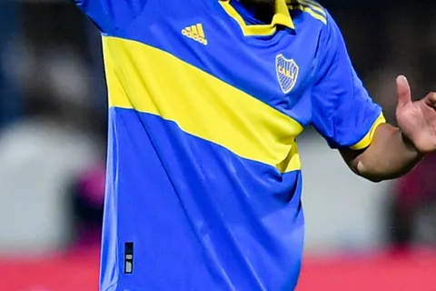 Zambrano se fue de Boca con polémica y ahora buscan romperle el contrato en su club actual: "Buscan otro perfil"
