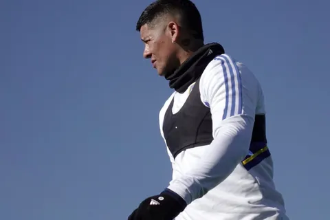 Rojo le apunta a la Copa: cómo está de la rodilla, cuándo se suma al grupo y su idea pensando en Nacional
