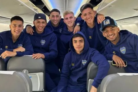 Los jugadores estrenaron la nueva ropa de salida de Boca