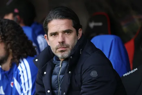 Gago fue hospitalizado en Chile: qué le pasó al ex DT de Boca
