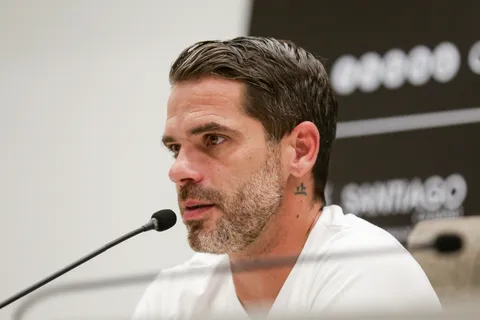 La queja de La Volpe por los planteos de Gago en Boca: "Cuando yo quise usar línea de 3..."