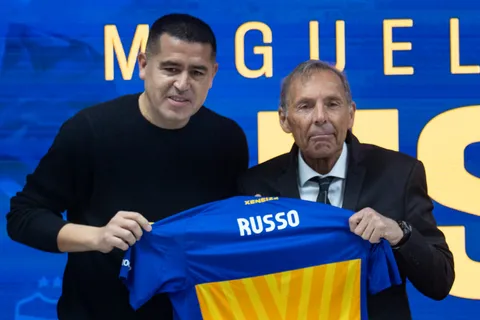 Foto viral: el emotivo momento entre Riquelme y Russo en el entrenamiento de Boca