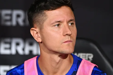 Ander Herrera le puso la cara a las eliminaciones ante Huracán y Universidad Católica: "Me dejó tocado mentalmente"