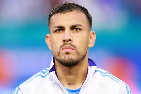 Alarma en Boca: Al Shabab de Arabia Saudita busca a Leandro Paredes