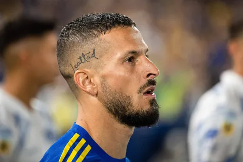 Como "Lealtad": la otra palabra que Pipa Benedetto se tatuó en la cabeza
