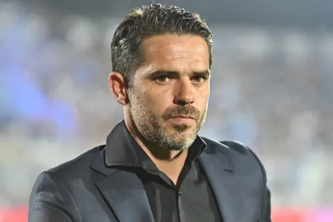 El puesto donde Fernando Gago tiene dudas y no definió a un titular fijo en Boca: "Los tres están muy parejos"