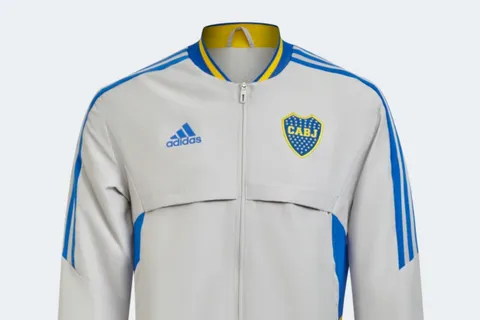 Hagan lugar en el placard: salió a la venta otra campera de Boca