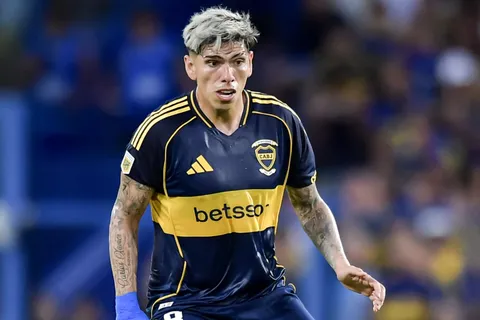 La postura de Carlos Palacios con su futuro ante su nueva molestia en Boca