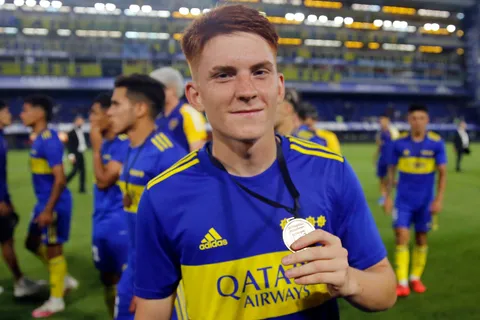 Barco, titular: Almirón sacó a tres referentes y armó un equipo totalmente distinto para Boca