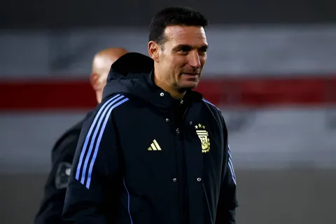 ¿Serán citados? Barinaga y Blanco, los dos jugadores que Lionel Scaloni sigue de cerca hace tiempo