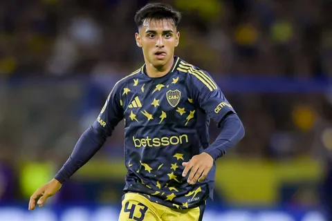 Milton Delgado, elegido el mejor volante defensivo del mundo: el ranking completo