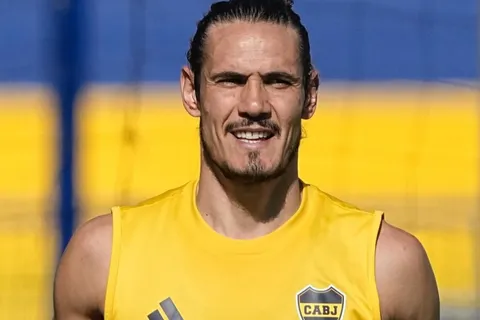 ¿Se pierde el debut en el torneo? Sorpresiva actualización de la situación de Edinson Cavani y su lesión lumbar