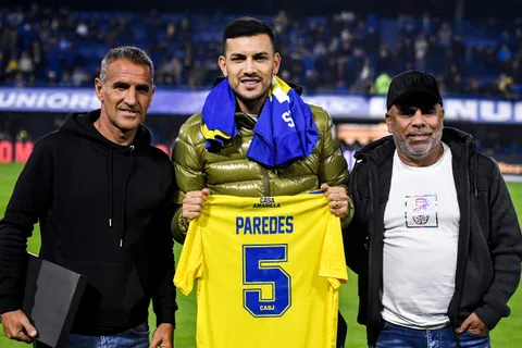 La sincera respuesta de Serna sobre una posible vuelta de Paredes a Boca 