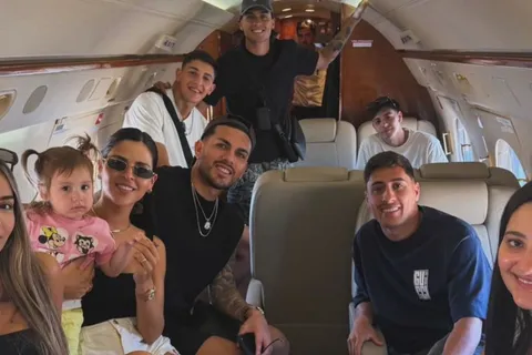 Paredes, en avión privado junto a Zeballos, Merentiel y Brey: el motivo del viaje juntos